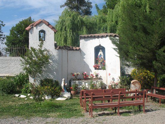 Iglesia y Convento de San Francisco de Curimón