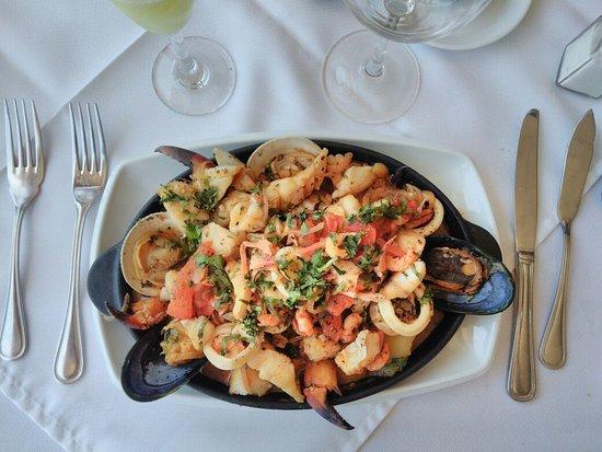 Donde Gaston Bar Restaurant